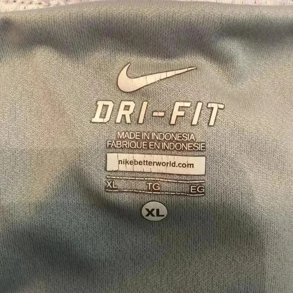 NIKE Lined 4” Mesh Stripe Relaxed Fit Running Shorts - Picture 4 of 7